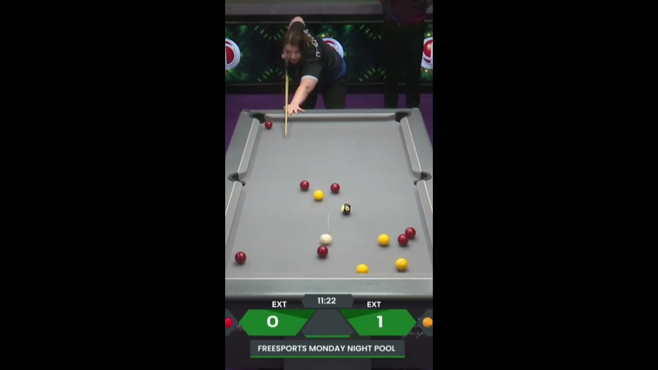 This poolshot is one in a million! #billiards #blooper #lucky