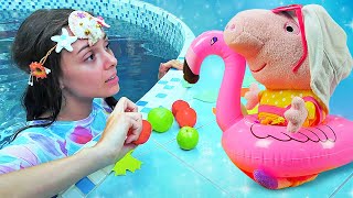 Aventuras de Peppa Pig y su amiga Sirena. Vídeos de plastilina Play Doh y otros juguetes para niños.