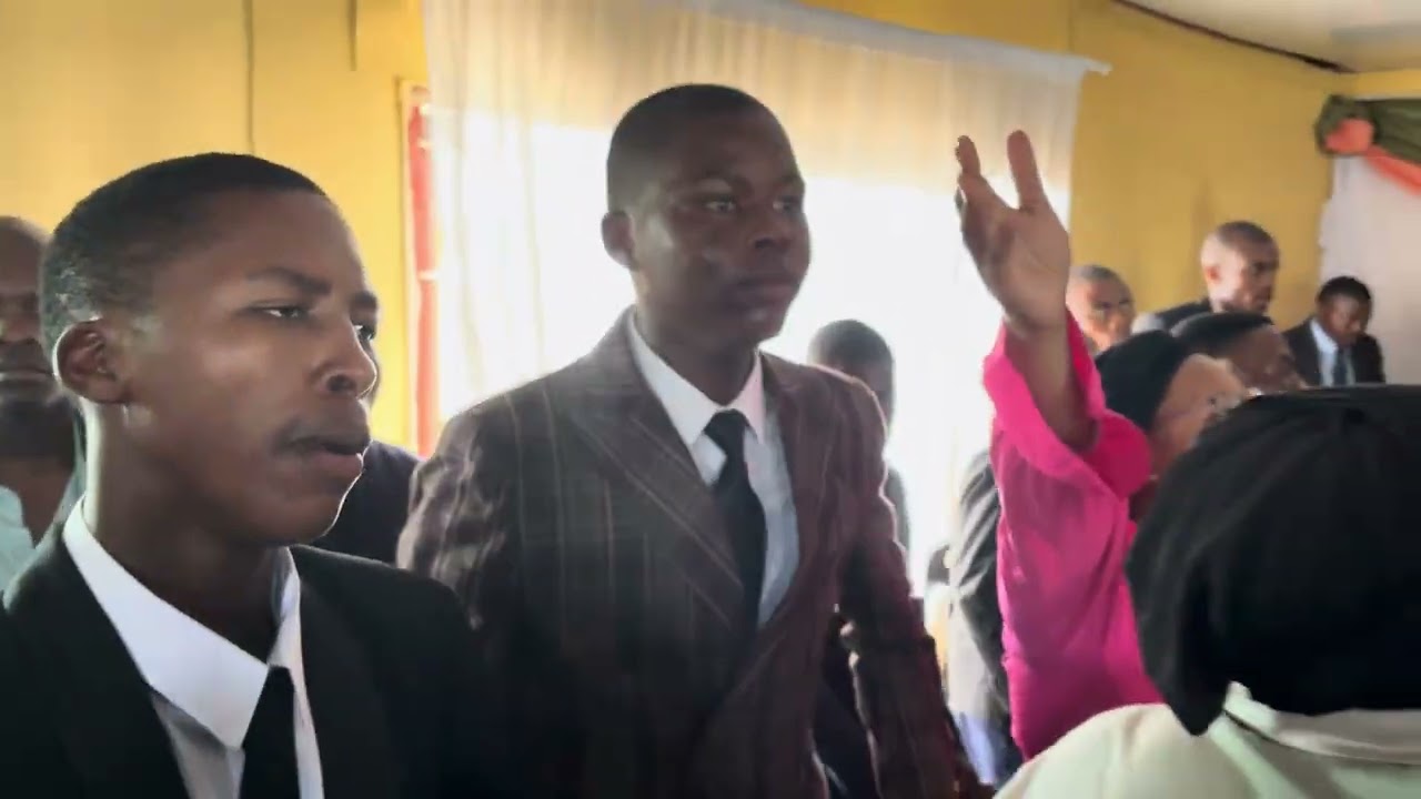 Bawo wethu osemazulwini 