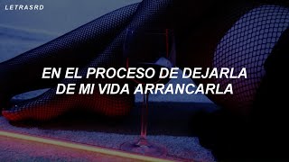 en el proceso de dejarla de mi vida arrancarla vuelve a pedir perdón (Letra/Lyrics)