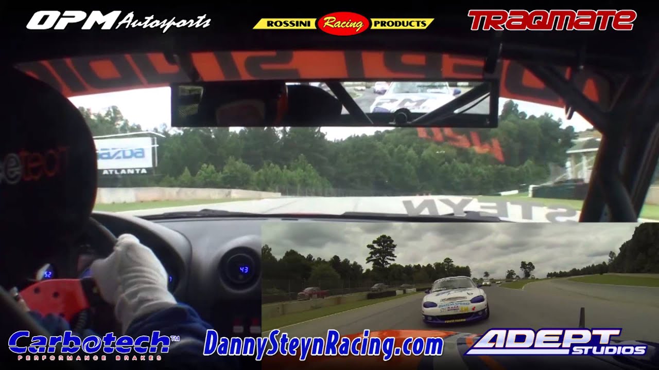 2014 NASA HOTLANTA - Steyn vs. Pombo - last two laps at Road Atlanta Spec Miata