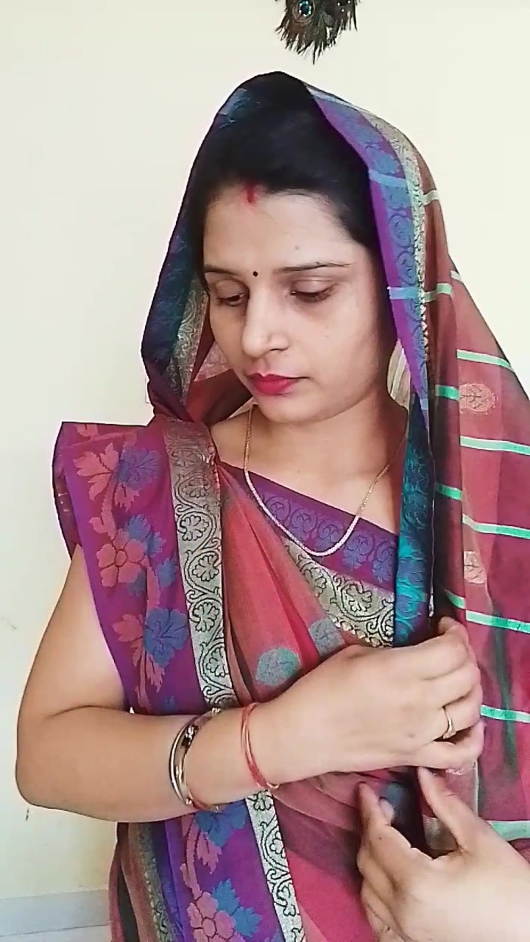 लड़की हमारी गउ है ???#funnyshorts #comedyshorts #ytshorts #shorts #viralshorts