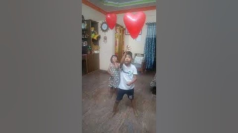 Who needs a playground when you have helium balloons? 😄🎈 #heliumballoons #balloon #balloons #hanish