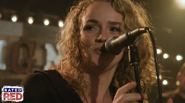 Jessie Key Performs "Desperate" | Unsigned
