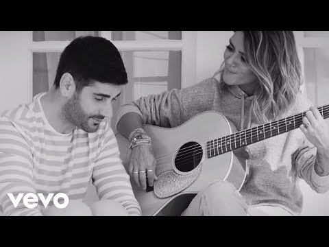 Kany García - A Mis Amigos ft. Melendi (Official Video)