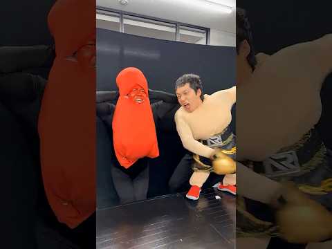 事務所に帰るとちびっこボクサーが自主練してました。