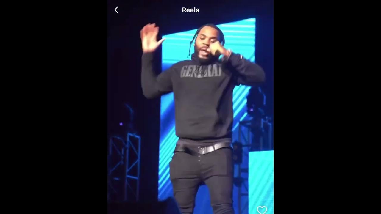 Dick All In Yo Stomach Kevin Gates Kevin Gates I put D all in yo stomach - YouTube