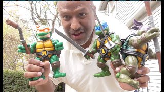 MONDO Ninja Turtles.  Teenage Mutant TMNT LEONARDO, MICHELANGELO, Donatello 8inch soft vinyl screenshot 4