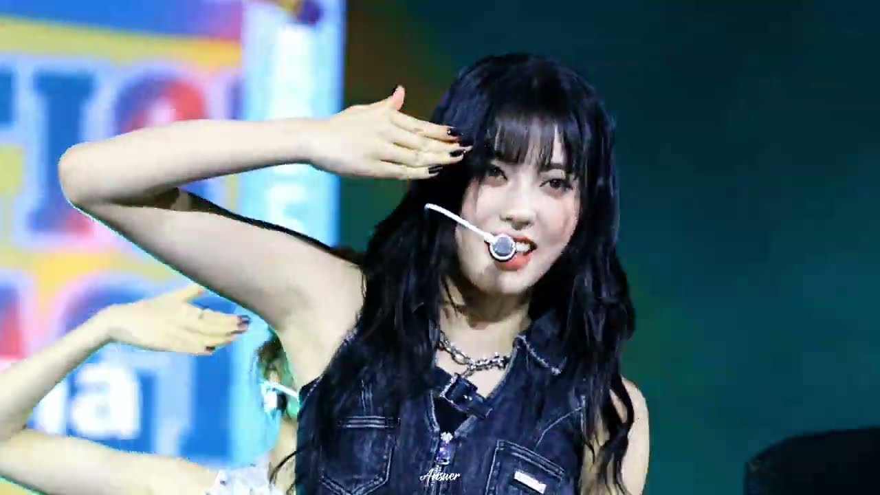 【4K】250801 이즈나 코코 IZNA KOKO - SASS 직캠 FANCAM | KCON LA 2025 ARTIST STAGE