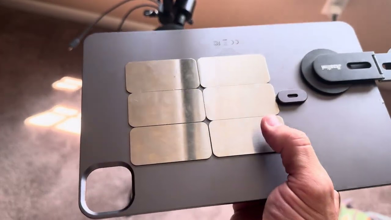 iPad - ピンスケさん Perfect Stage Ipad Stand - YouTube