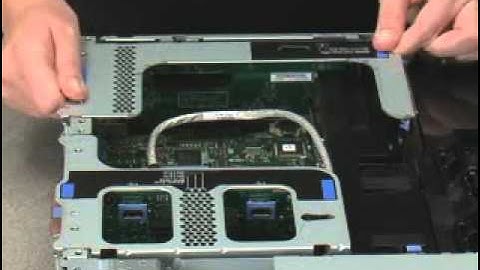 IBM System x3690 X5 - CRU - Remove Microprocessor Air Baffle