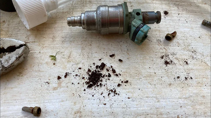 91 Toyota Land Cruiser 3fe fuel injector rebuild! She runs!