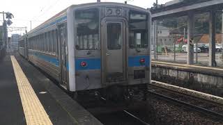 キハ３１形　回送列車として折尾駅を発車　ＪＲ九州　筑豊本線　２０１７年１月１日