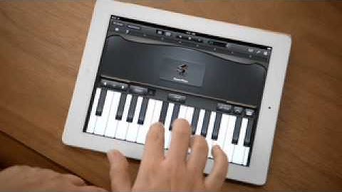 Apple   iPad 2   Now with iOS 5 and iCloud