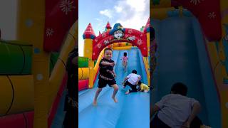 Nhà Phao - Khu Vui Chơi Tuổi Thơ.