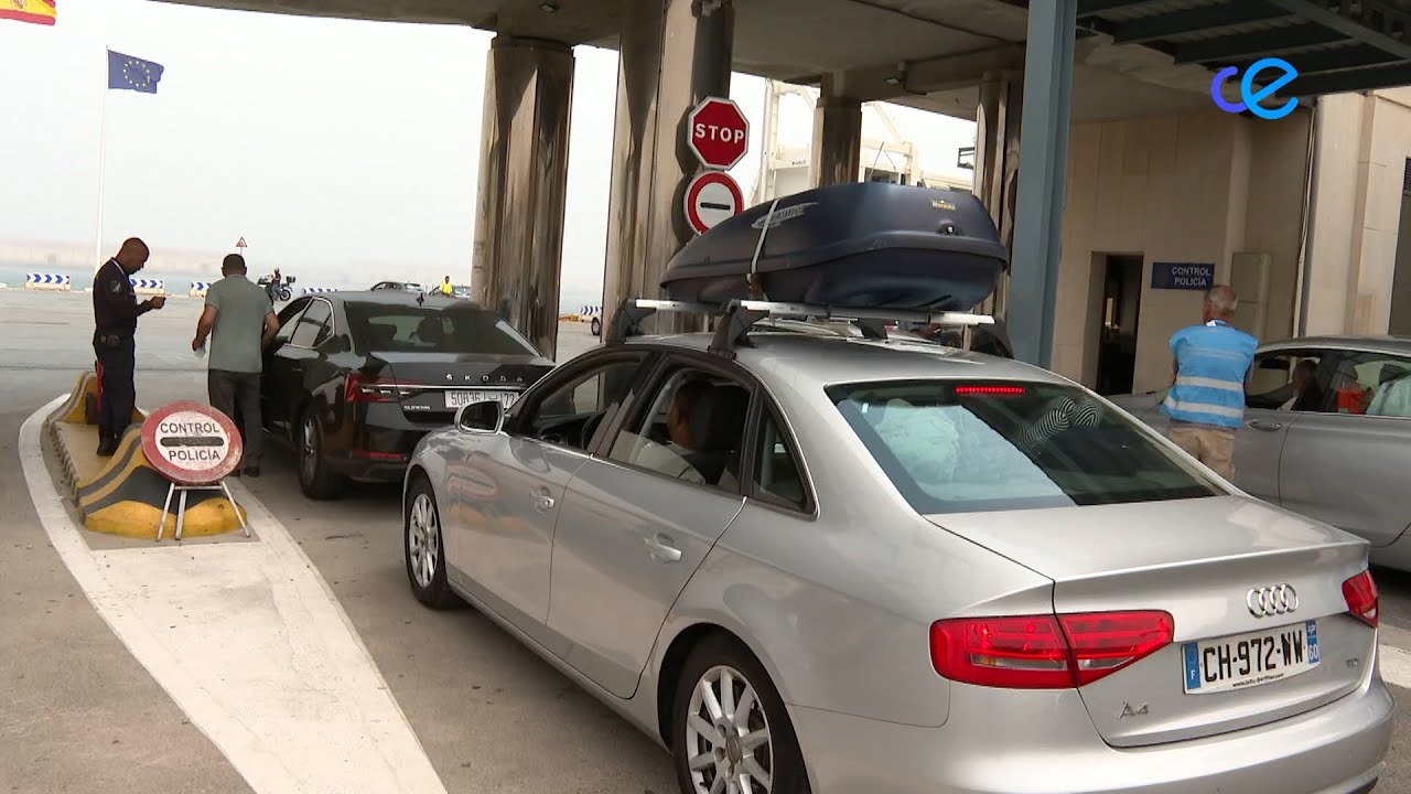 Relativa tranquilidad en el Puerto de Ceuta pesa a la operación salida del puente de la Asunción