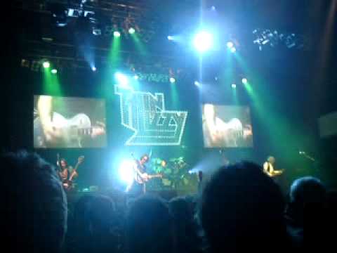 Thin Lizzy Live-Emerald-Bri...  2011