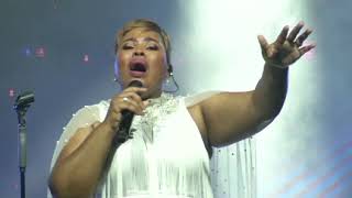 Ke Na Le Modisa (Live)  Lebo Sekgobela (HD)