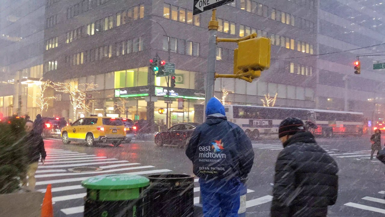 Snow squall in NYC! - YouTube
