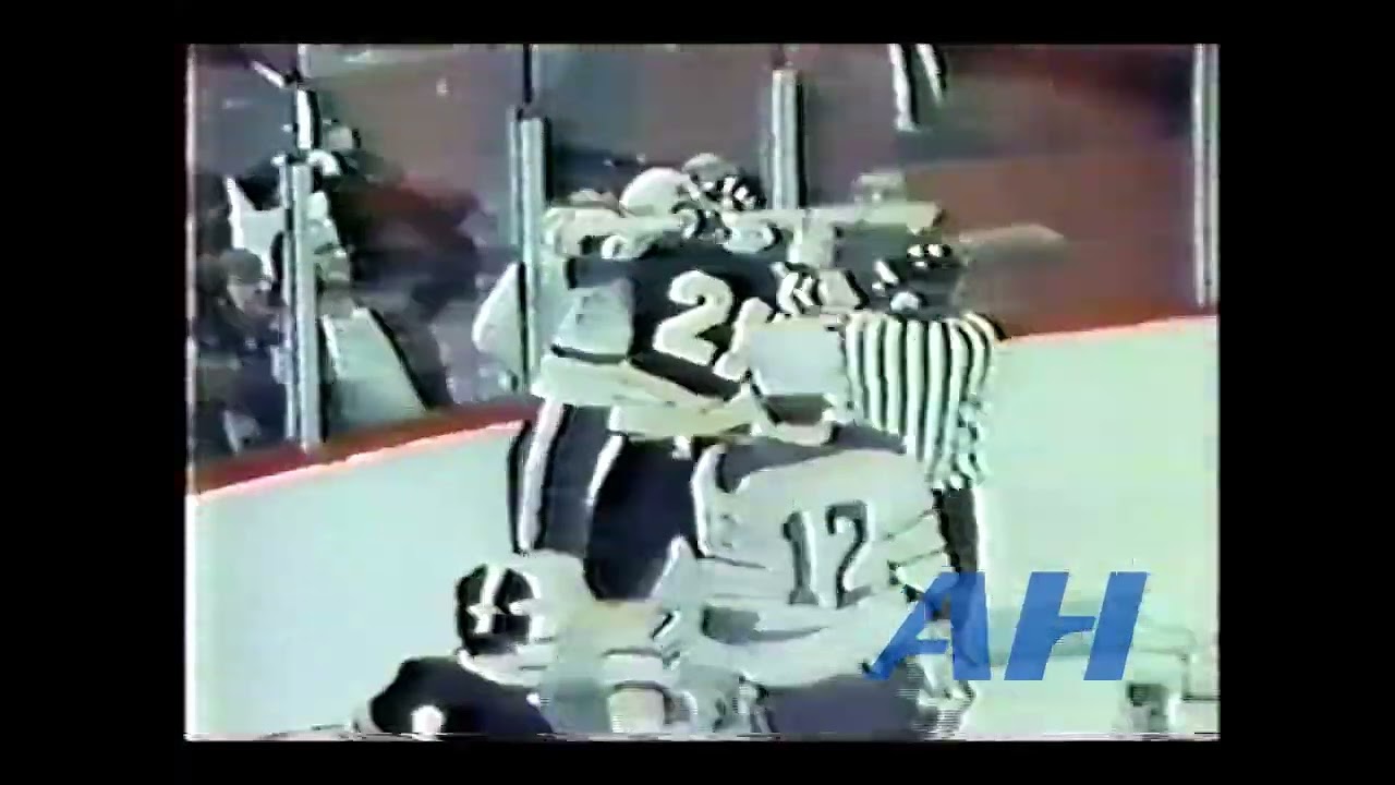 OHA WCHL QMJHL Memorial Cup May 12, 1976 ?,HW v Barry Beck,NW (HL) Hamilton-Wentworth Fincups New We