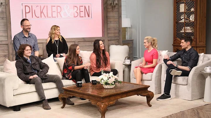 Sara Evans and The Barker Family Band Stop By! - P...
