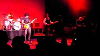 The Hooters - Beat Up Guitar - Music Box @ Borgata - Atlantic City - 11/27/09