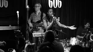 Détente feat' Louise Clare Marshall - Whoa! (Live at the 606 Club)