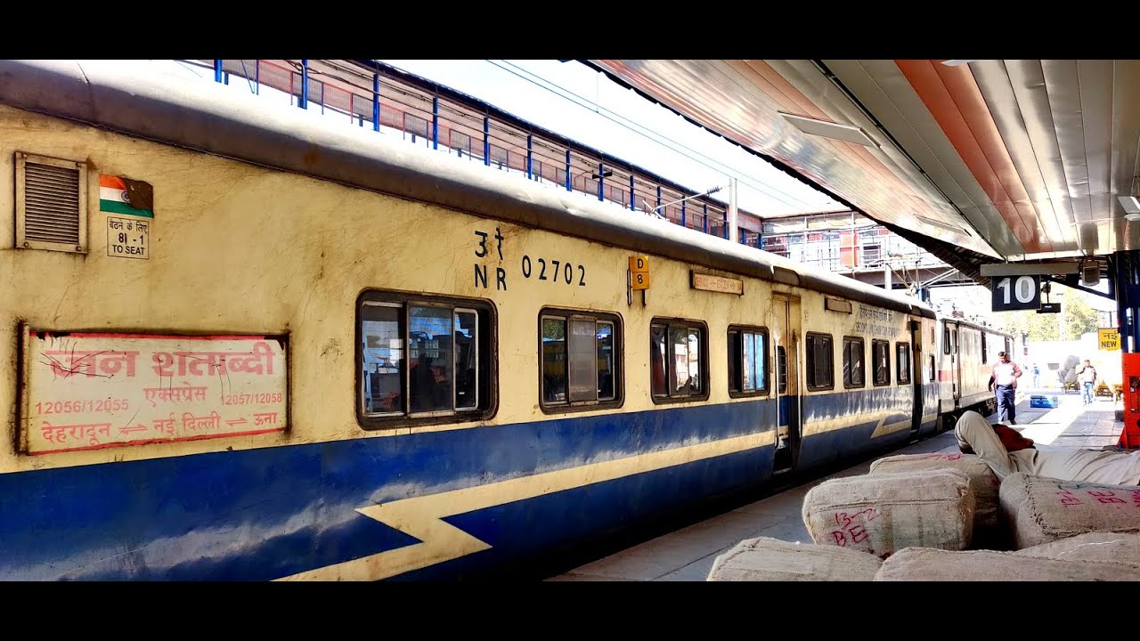 TWO COACHES ONLY India's Smallest JAN SHATABDI Express Train to NANGAL DAM & Una Himachal