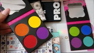 Makeup Declutter 2018!  Eyeshadow Palettes!