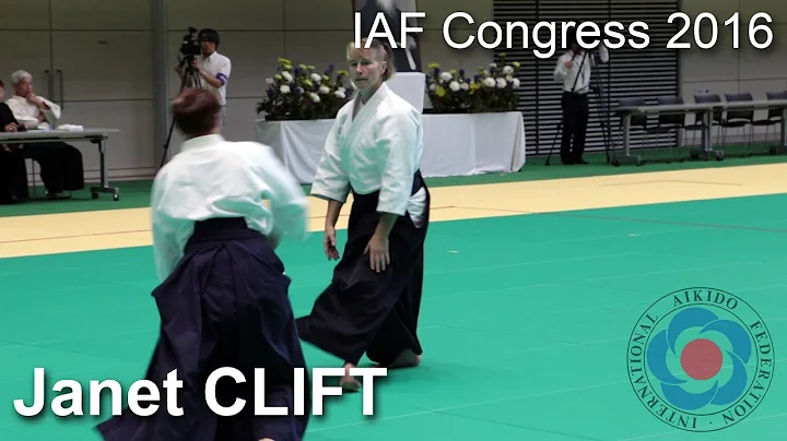 Demonstration by Janet Clift - 12th IAF Congress i...