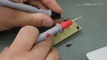Como saber se um capacitor está em curto?