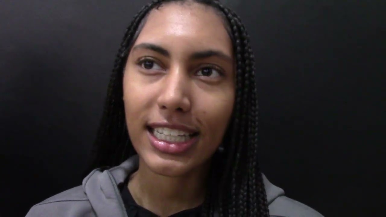 Layia King, Skylah Archer of Ontario Christian Girls Basketball on So Cal Holiday Prep Classic Debut