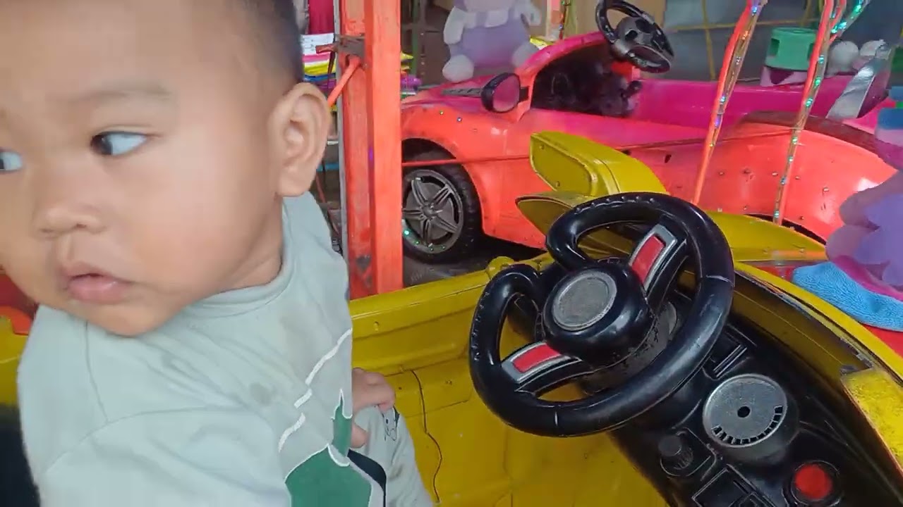 Carissa | Nemenin Adik | Adik Lucu | Adik Gemes | Naik Odong Odong | Odong Odong | Mobilan Kuning