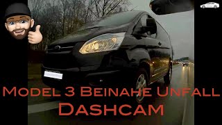 #tesla #model 3 beinahe #unfall - #dashcam near #accident #roadrage
kritische situation auf der a27 im baustellenbereich. festgehalten mit
dashcam fu...