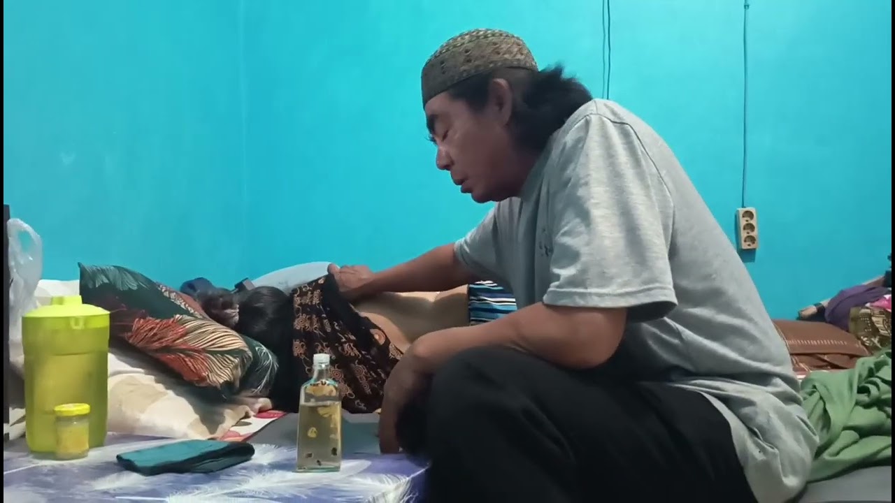 Terapi urut nenek ngga bisa buat gerak terapi Alkaromah