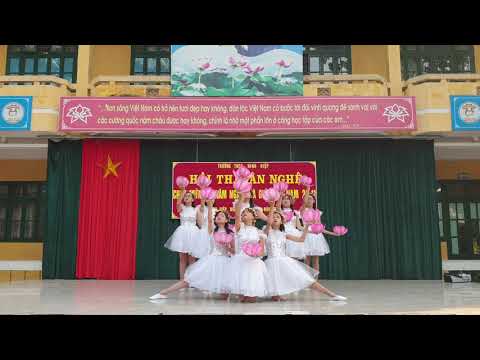 Hội thi văn nghệ chào mừng 37 năm ngày nhà giáo Việt Nam 20/11- Lớp 7C trường THCS Ninh Hiệp