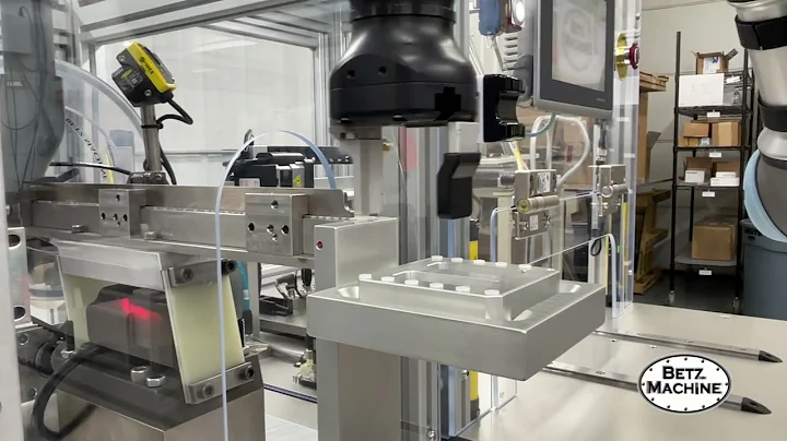 UR Collaborative Robot Pick and Place Assembly Machine with Drum Feeder