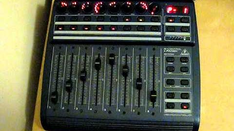 Behringer BCF2000 Vegas Mode