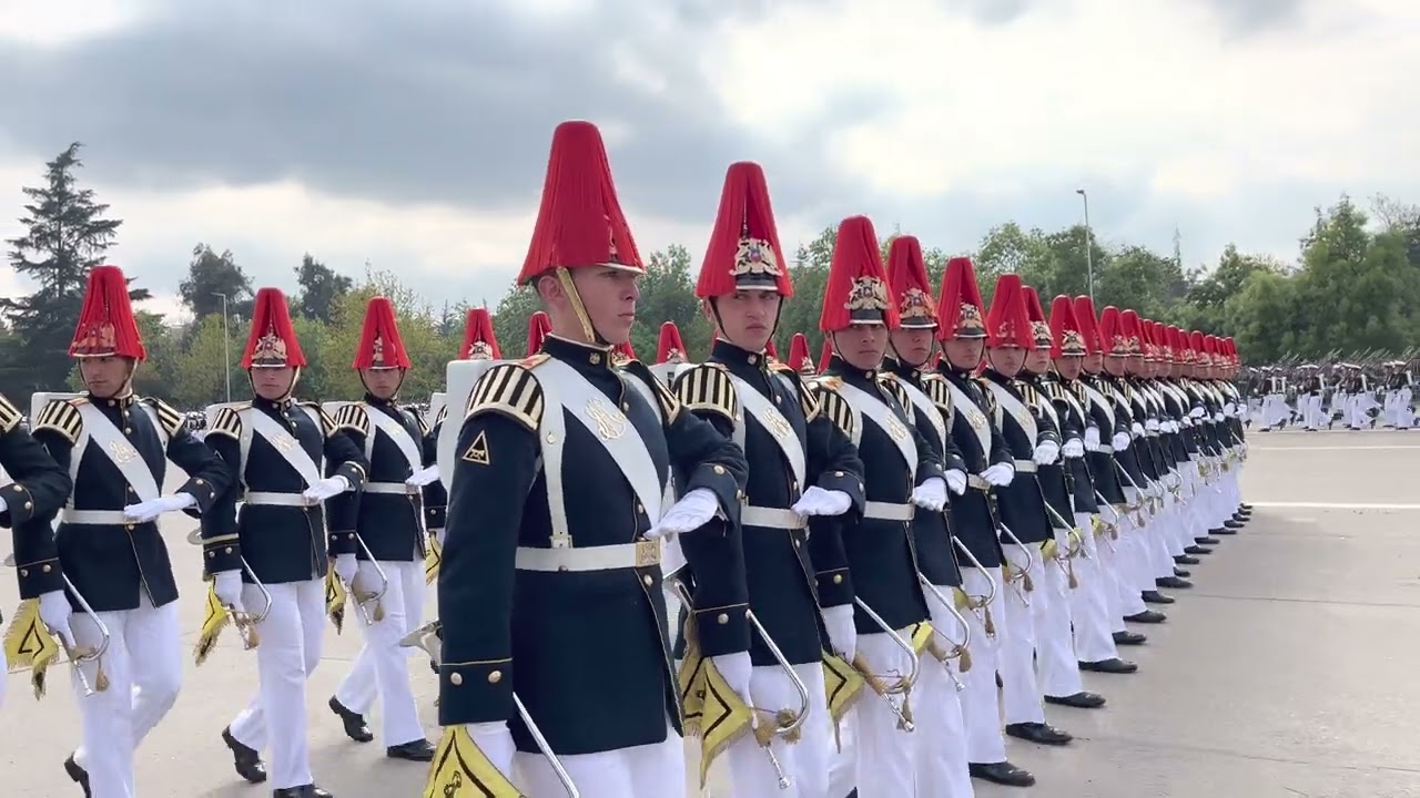 Escuela Militar - Parada Militar 2022 - Toma de colocación GPM (4K-HD)