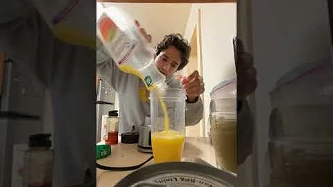 Quick and Easy Fruit & Vegetable Smoothie Ideas (R...