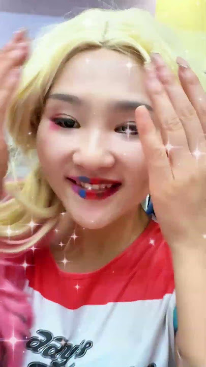 How Harley Quinn brought lipstick into the classroom#Harley Quinn #joker
