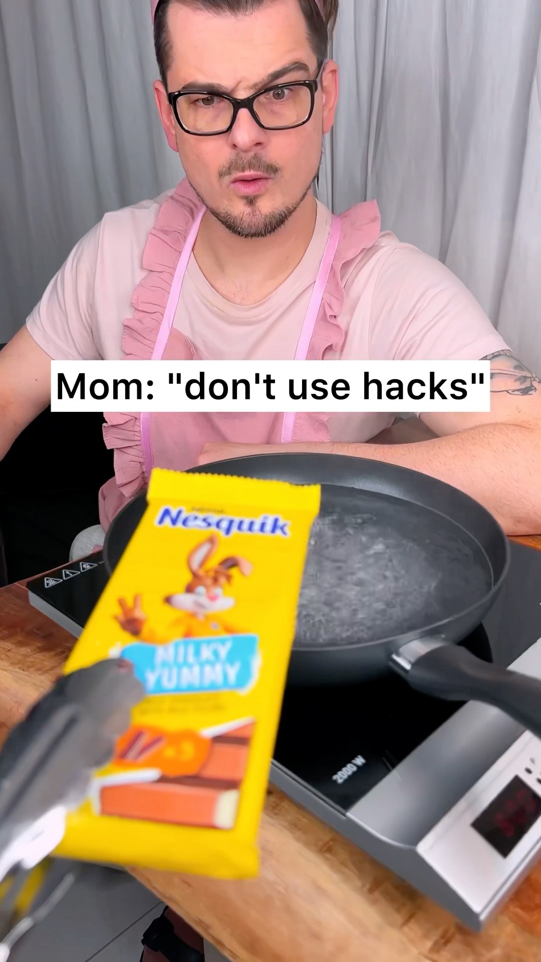 How to not play with CHOCOLATE infront of your MOM?☺️❤️?| CHEFKOUDY