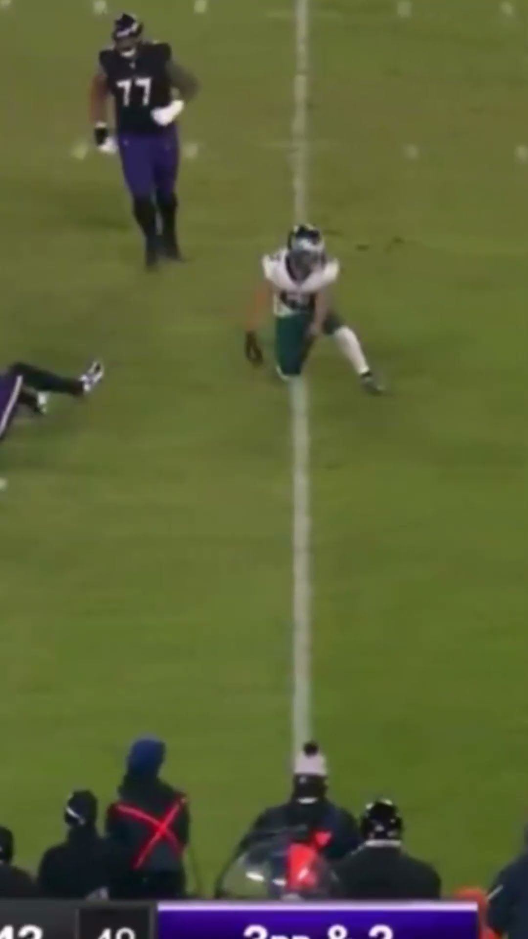 ZACK 'ALL-PRO' BAUN is everywhere, HUGE tackle for loss ?? Eagles vs Ravens Highlights
