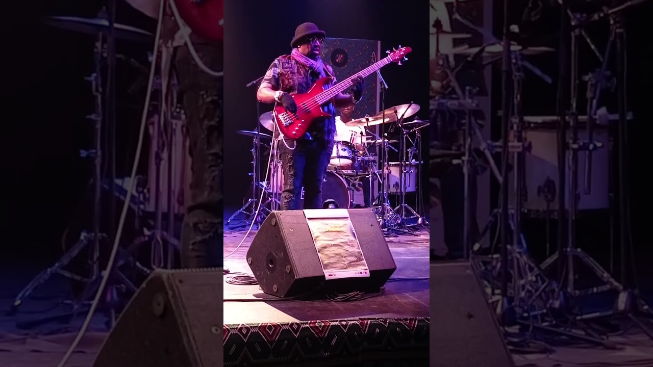 ⁣Étienne Mbappe - Un solo de Bass sur un air de Su La Take