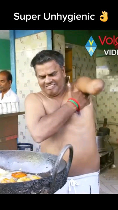 Makanan Jalanan India yang Tidak Higienis🤯 #lucu #komedi #celana pendek