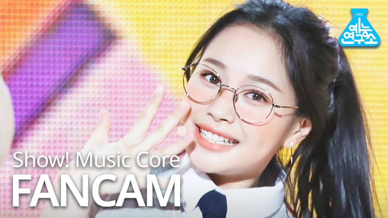 [예능연구소] 위클리 지한 직캠 ‘HELLO’ (Weeekly JIHAN FanCam) @Show!MusicCore 200725