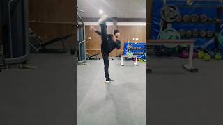 Street fight Viral shorts 🔥 #streetfighter #kicktechniques #kickboxing #doubleroundhousekick