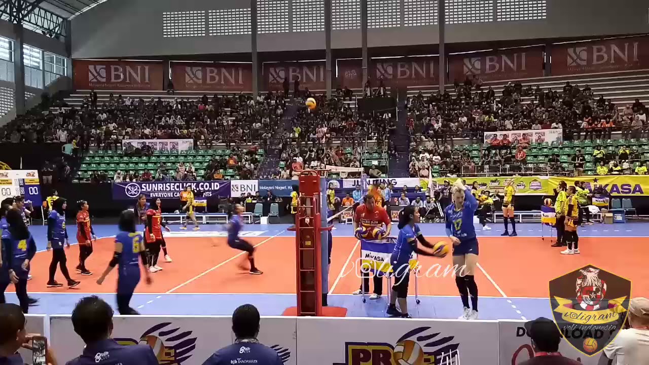 WOW SPIKE JEDUG MANGANANG Popsivo Polwan vs Bank BJB - Proliga 2019