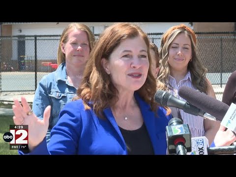 McDonald Rivet backs legislation to 'drain the swamp' in Washington
