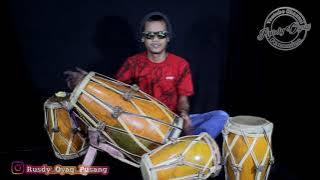 80jt bulan nyeungseurikeun versi Rusdy oyag (cover) solo kendang